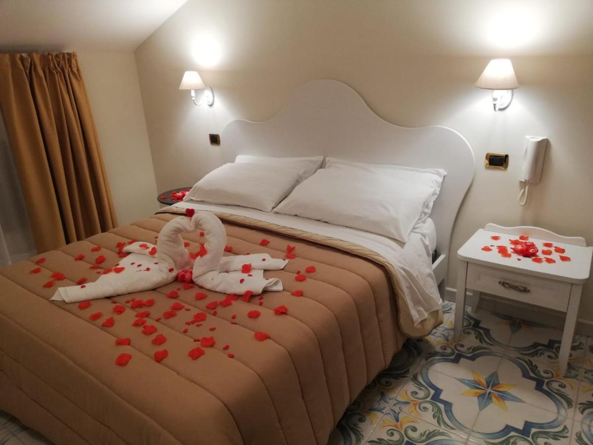 Il Sogno Srls Hotel Airola Buitenkant foto