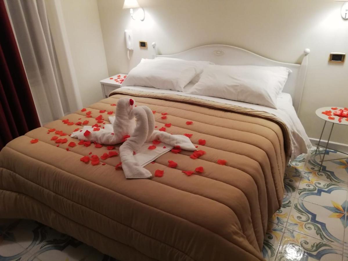 Il Sogno Srls Hotel Airola Buitenkant foto